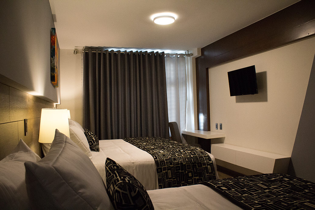 striple-4 Suite Triple